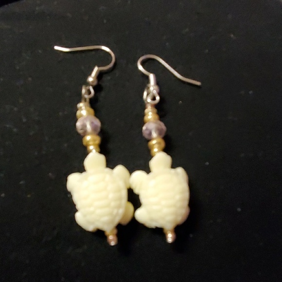 Turtle Earrings - Picture 1 of 1